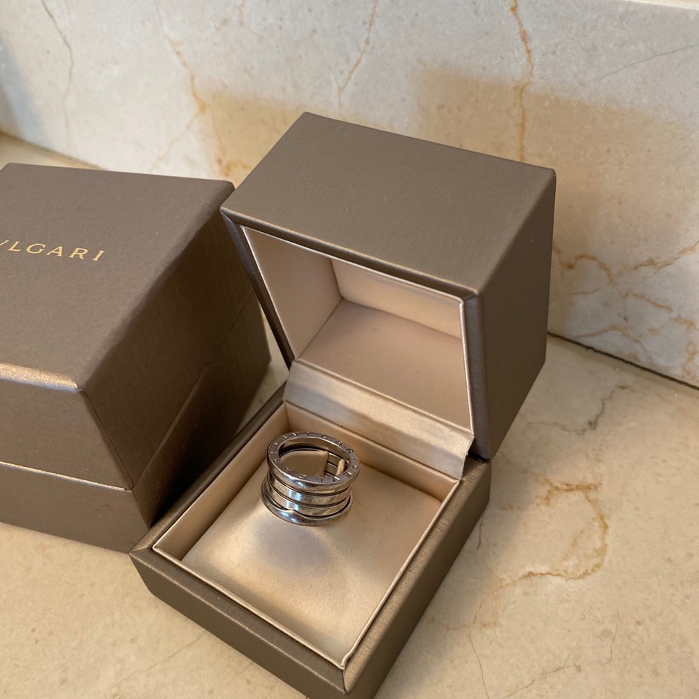 BVLGARI ring
